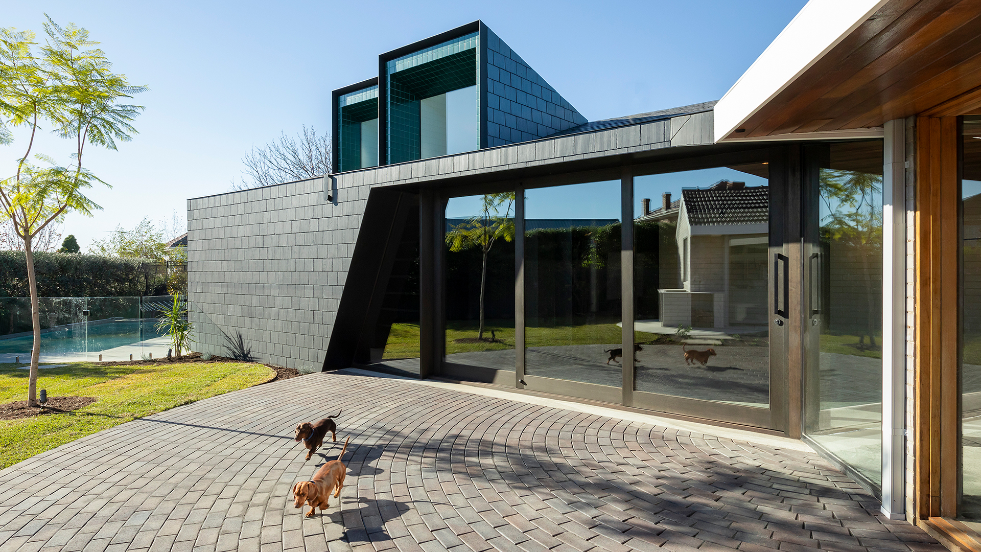 Fachada de vidro: Por que investir nessa aplicação